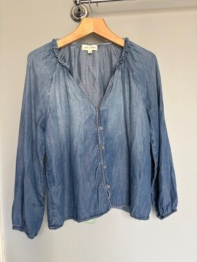 cloth & stone Faded Blue Denim-Style Button Front Blouse